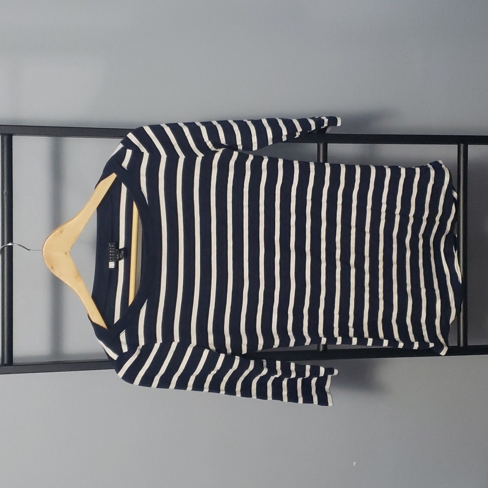 Carol Little navy/cream stretch boat neck 3/4 sleeve top size medium